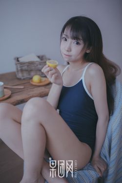 胸部丰满的妈妈2